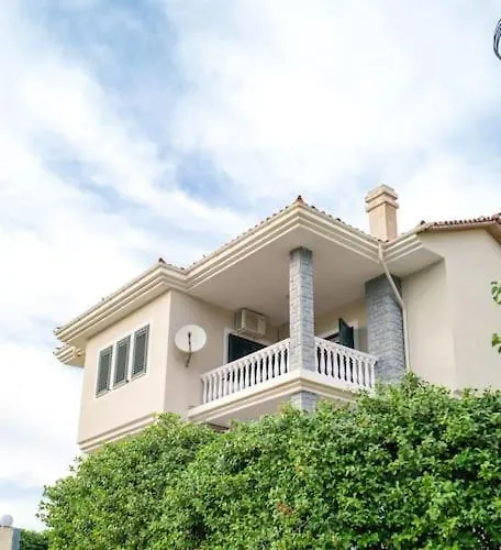 Twin Tragjas Apartment