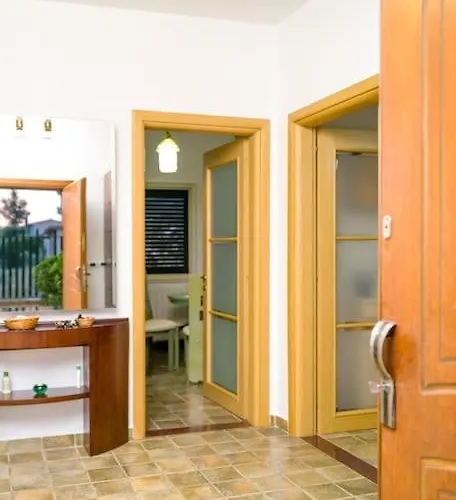 Twin Tragjas Apartment Vlorë