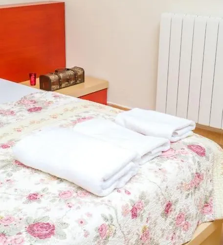 Twin Tragjas Apartment *