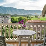 Twin Tragjas Apartamento Vlorë