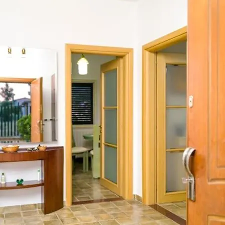 Twin Tragjas Apartment Vlorë